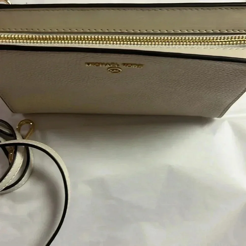 Michael Kors crossbody